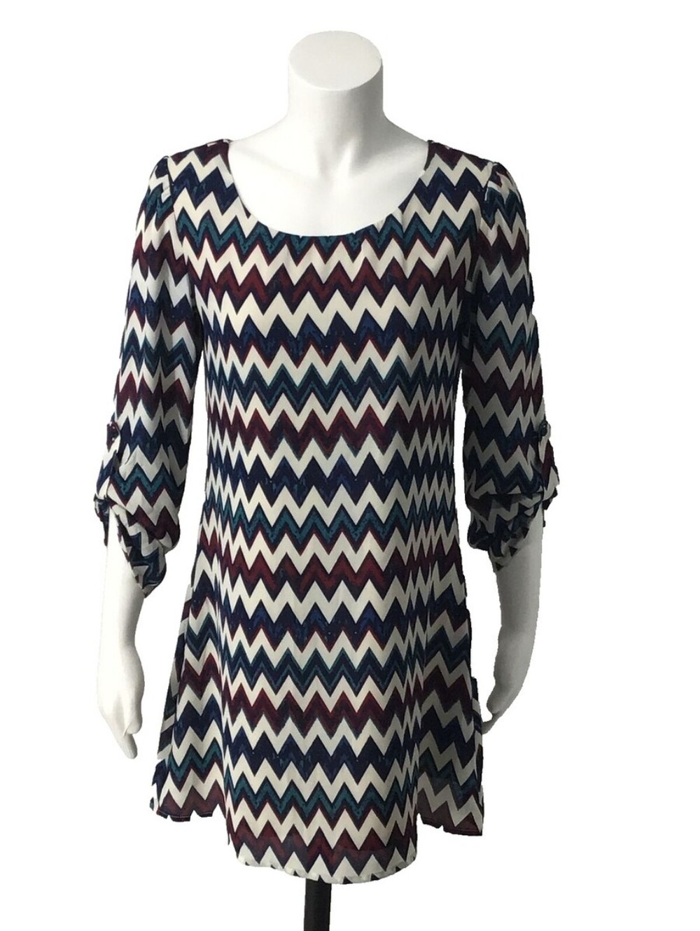 Speechless Chevron Shift Dress Multi-Color Blue Burgundy Size M Lined. NWOT